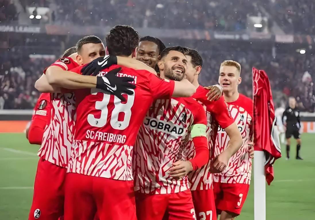 弗赖堡主场胜法兰克福，冲击德甲前四位置的简单介绍