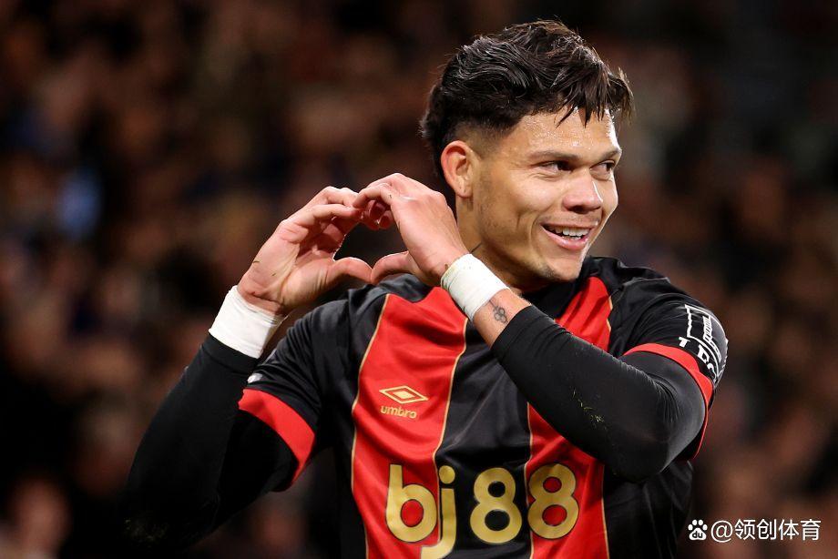 佛罗伦萨新锋线组合破局,助球队实现回归的简单介绍 佛罗伦萨新锋线组合破局,助球队实现回归的简单介绍