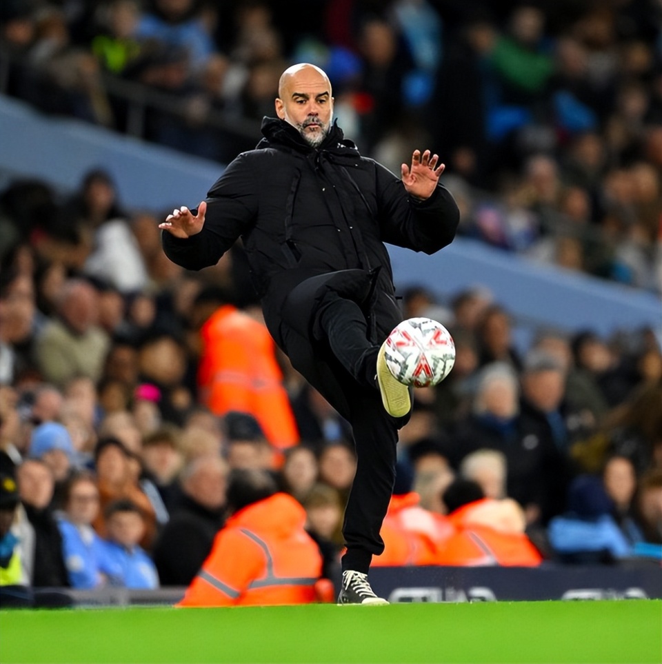 关于弱旅队实现大逆转，全队振奋，球员兴奋不已的信息