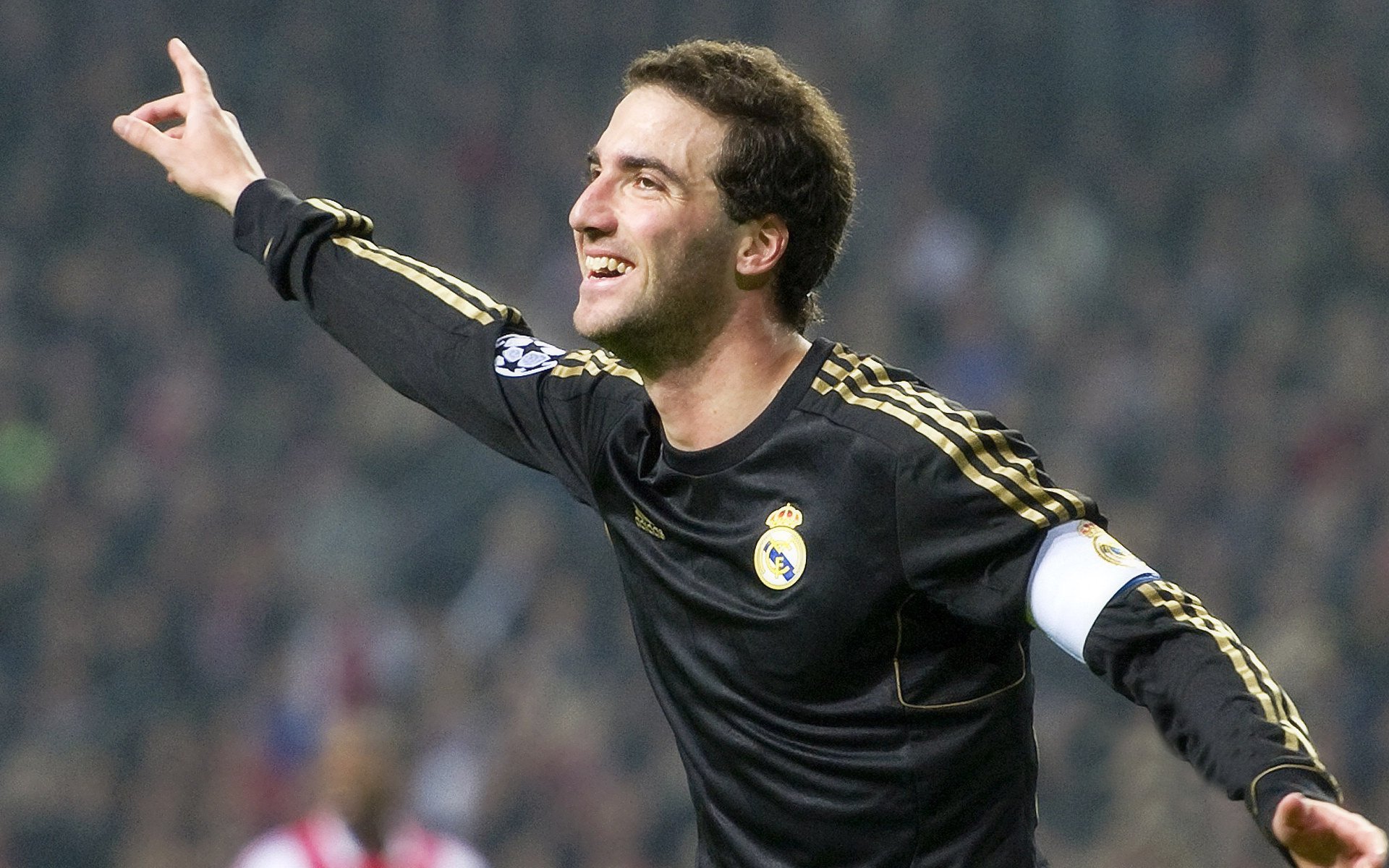 阿劳霍，抢七之夜的孤胆英雄，一记头槌改写历史